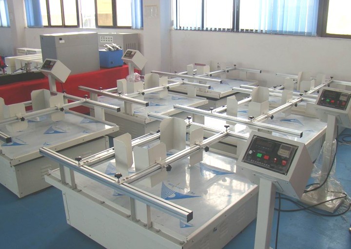 模擬汽車(chē)運(yùn)輸搖擺振動(dòng)試驗(yàn)機(jī)